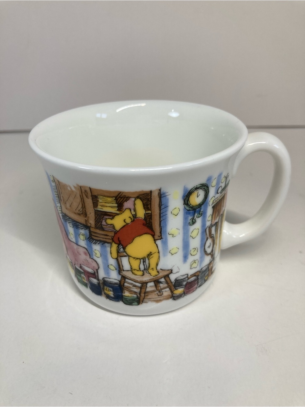 Royal Doulton Winnie The Pooh Mug Bone China Bear Likes Honey England